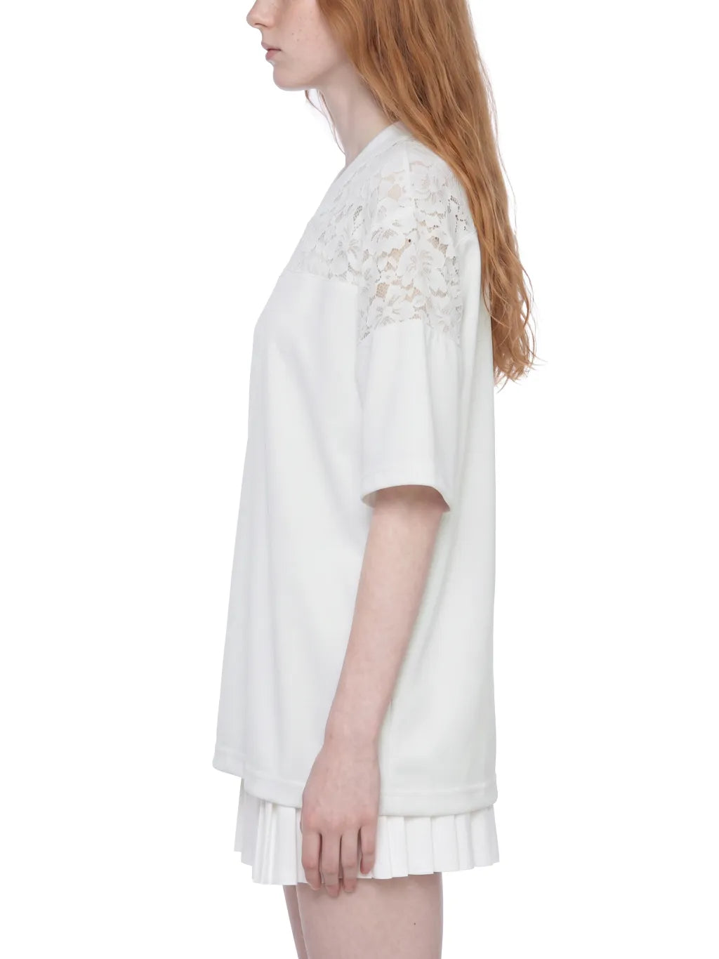 Lace Paneling V-Neck T-Shirt