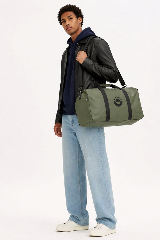 CHROMA REPUBLIC™ Cypress/Black Travel Bag