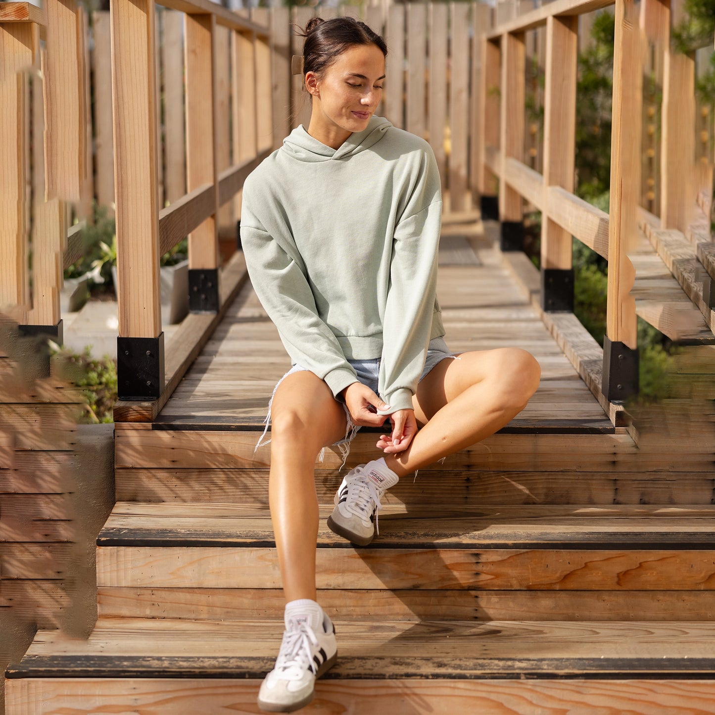 CHROMA REPUBLIC™ Hip height hoodie