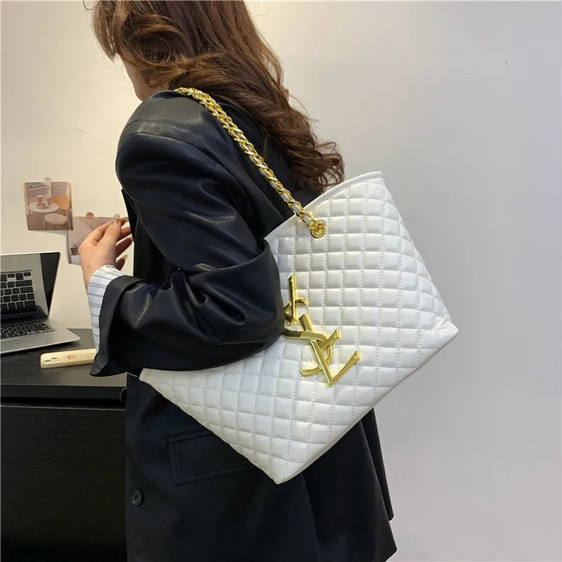 Luxurious Retro Diamond Pattern Shoulder Tote Bag