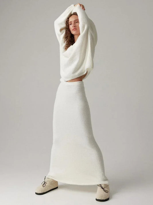 Wolfeel  Knitted V-neck Sweater Skirt Set