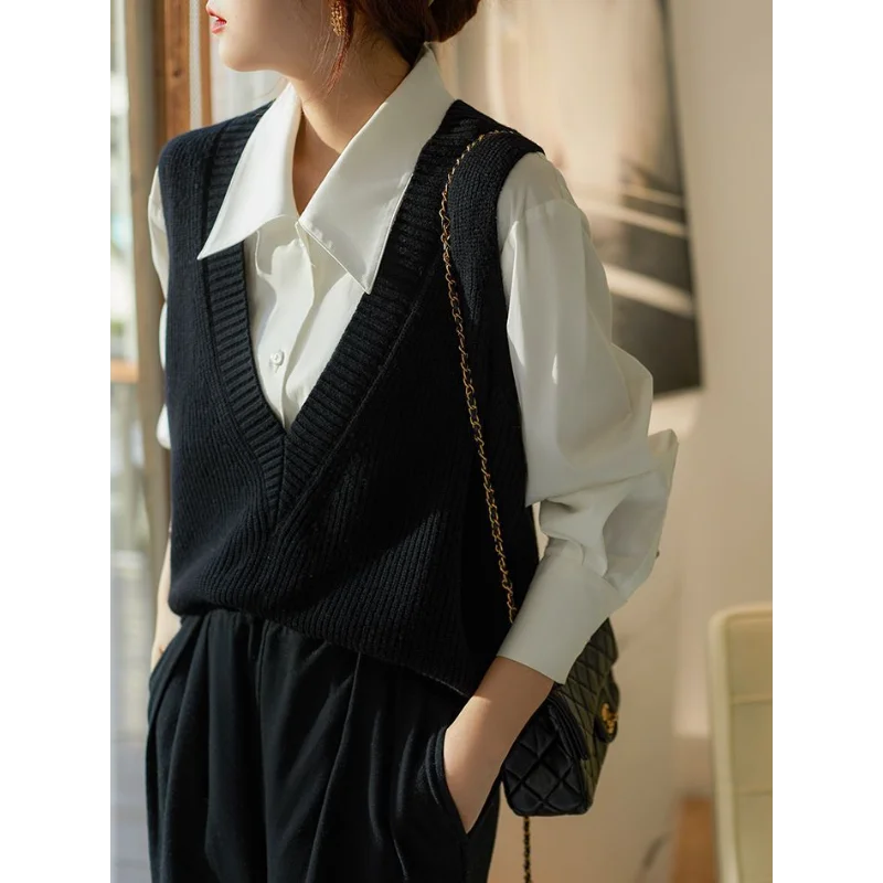 Versatile Vest V-neck Knitted