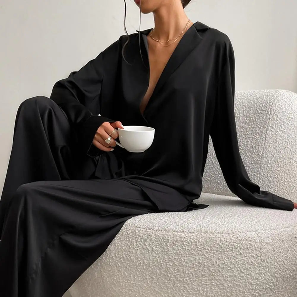 Women's Relaxed Long Sleeve Lounge Set